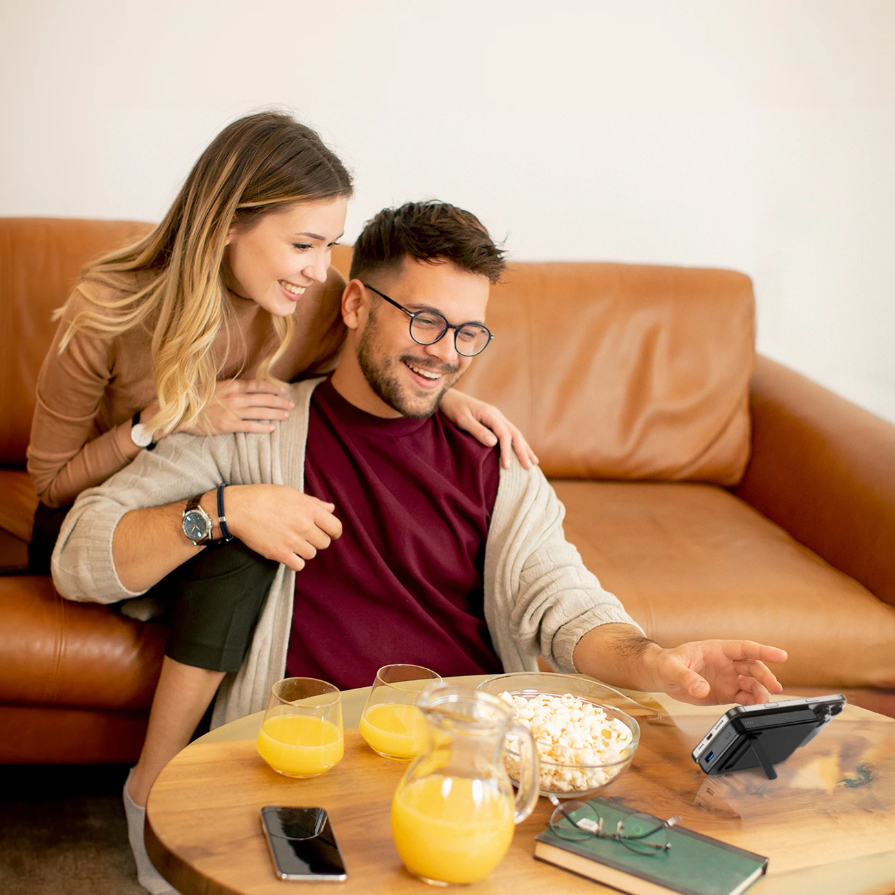 Powerbank Wozinsky WLWP-10KA0Y3S, 10000 mAh, 22.5W PD, Qi2, me mbajtëse, e zezë