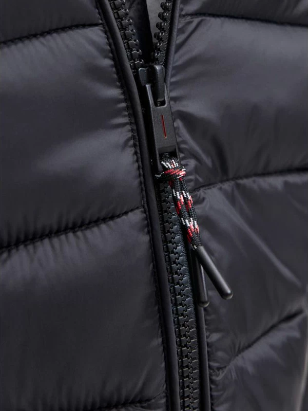 Jakne për meshkuj Jack&Jones, e zezë