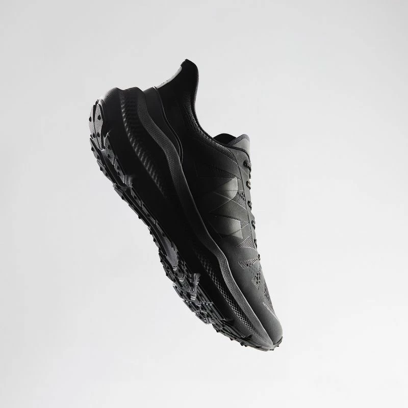 Atlete vrapimi për meshkuj Veja, të zeza