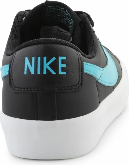 Atlete për meshkuj Nike, të zeza