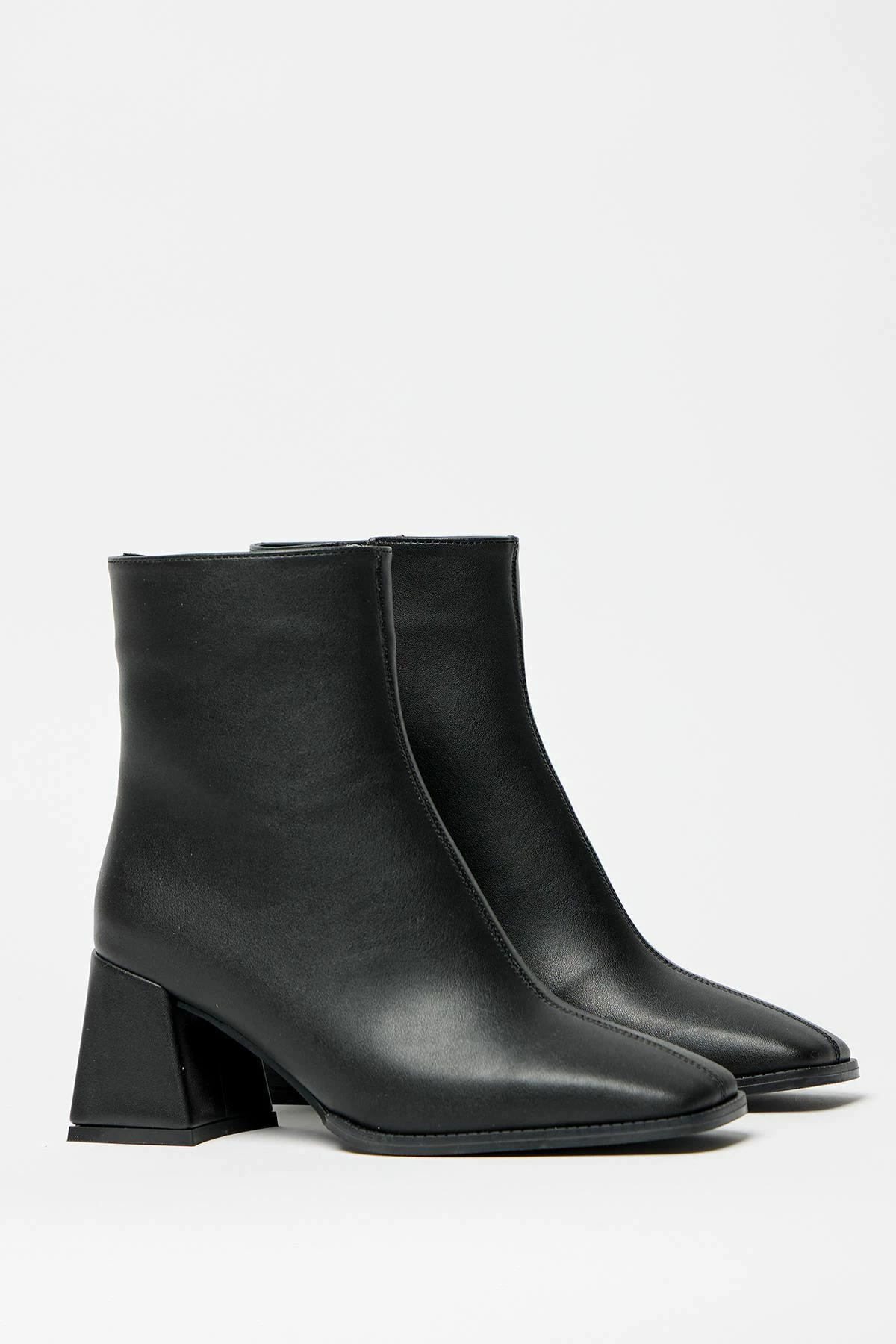 Çizme për gra, ngjyrë e zezë, Jumeon, MK1345025KR20-004