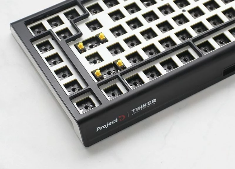 Tastierë gaming Ducky Tinker 75, e zezë