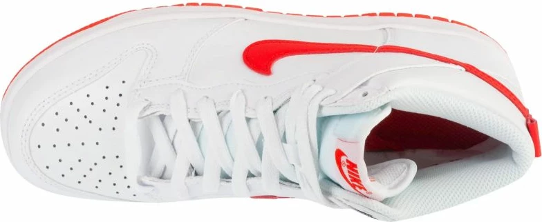 Atlete për fëmijë Nike, të bardha