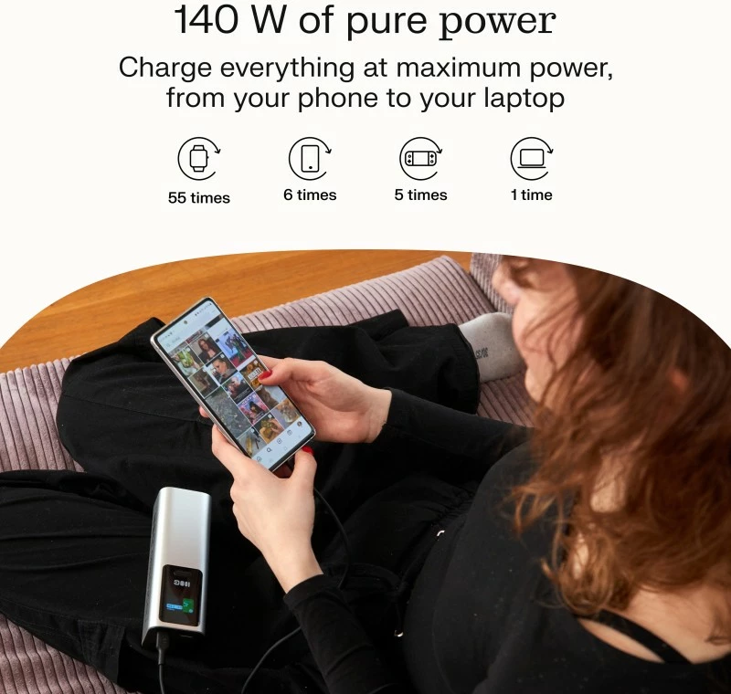 Powerbank, Green Cell, PowerPlay Ultra PBGC25UD, 25200mAh 140W PD, USB-C/USB-A, ekran LCD, argjendtë/zezë, me futrollë dhe kabllo C-C 140W