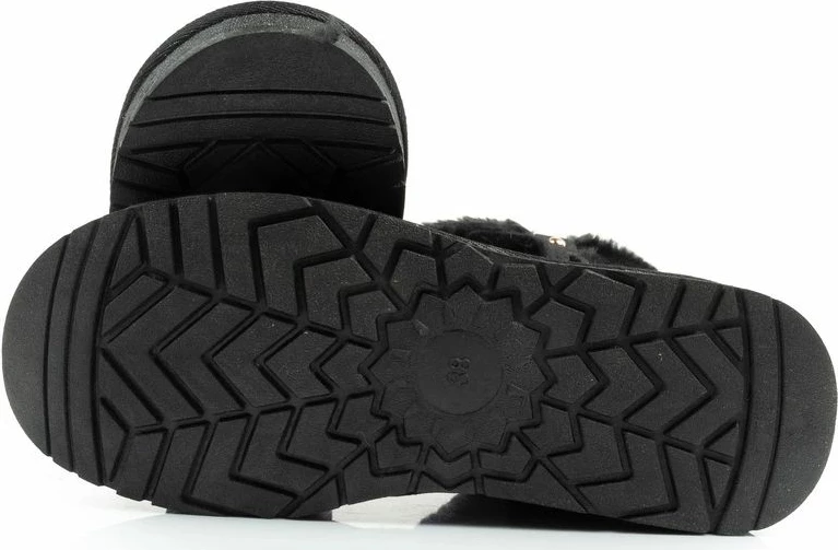 Çizme të shkurta O'Neill për femra, të zeza