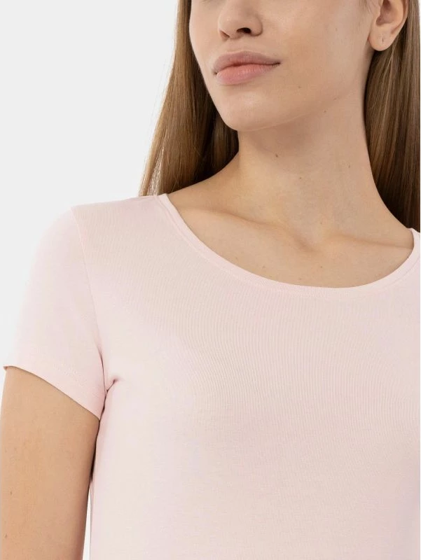 Maicë për femra 4F