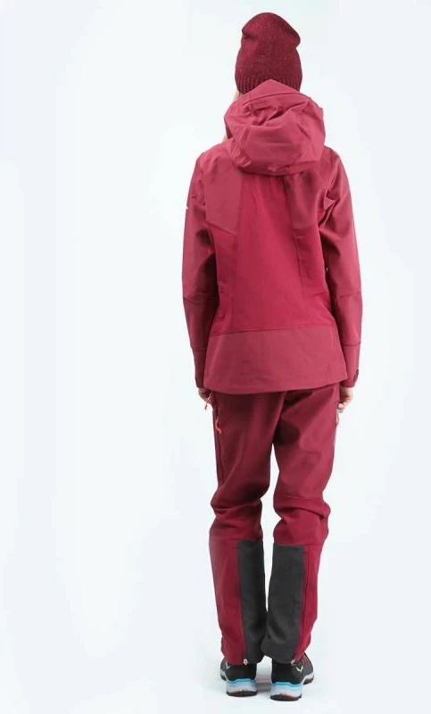 Jakne Salewa femra, e kaltër