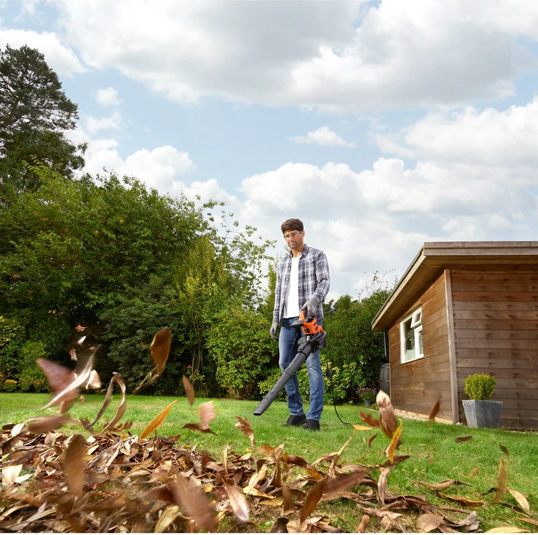 Fshesë me vakum dhe fryrës gjethe BLACK+DECKER BEBLV301-QS, 3000 W, portokalli