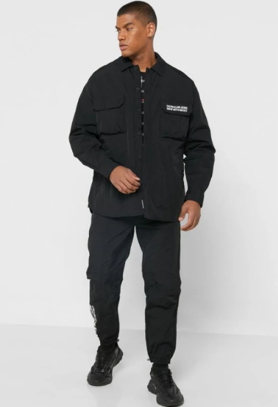 Jakne Calvin Klein për meshkuj, e zezë