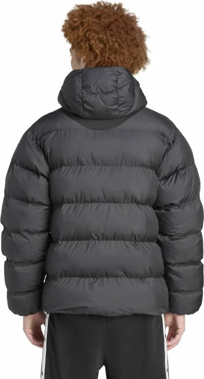 Jakne adidas për lifestyle