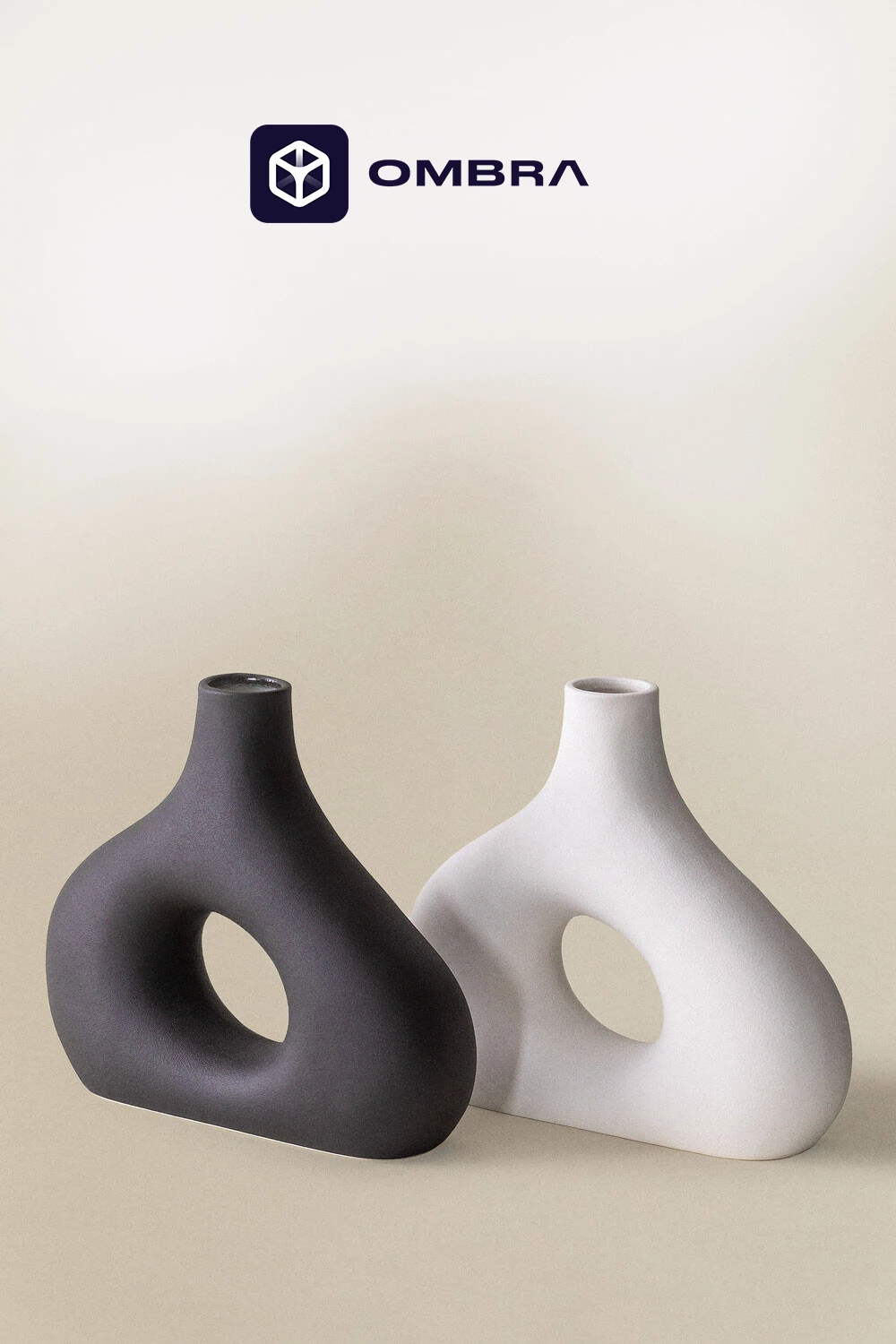 Vazo Dekorative dhe Kreative, e zezë