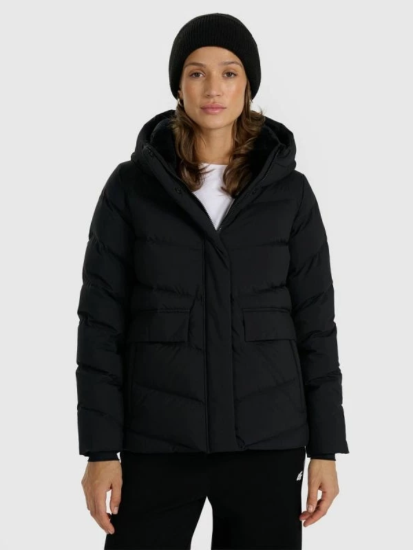 Jakne per femra 4F, e zeze