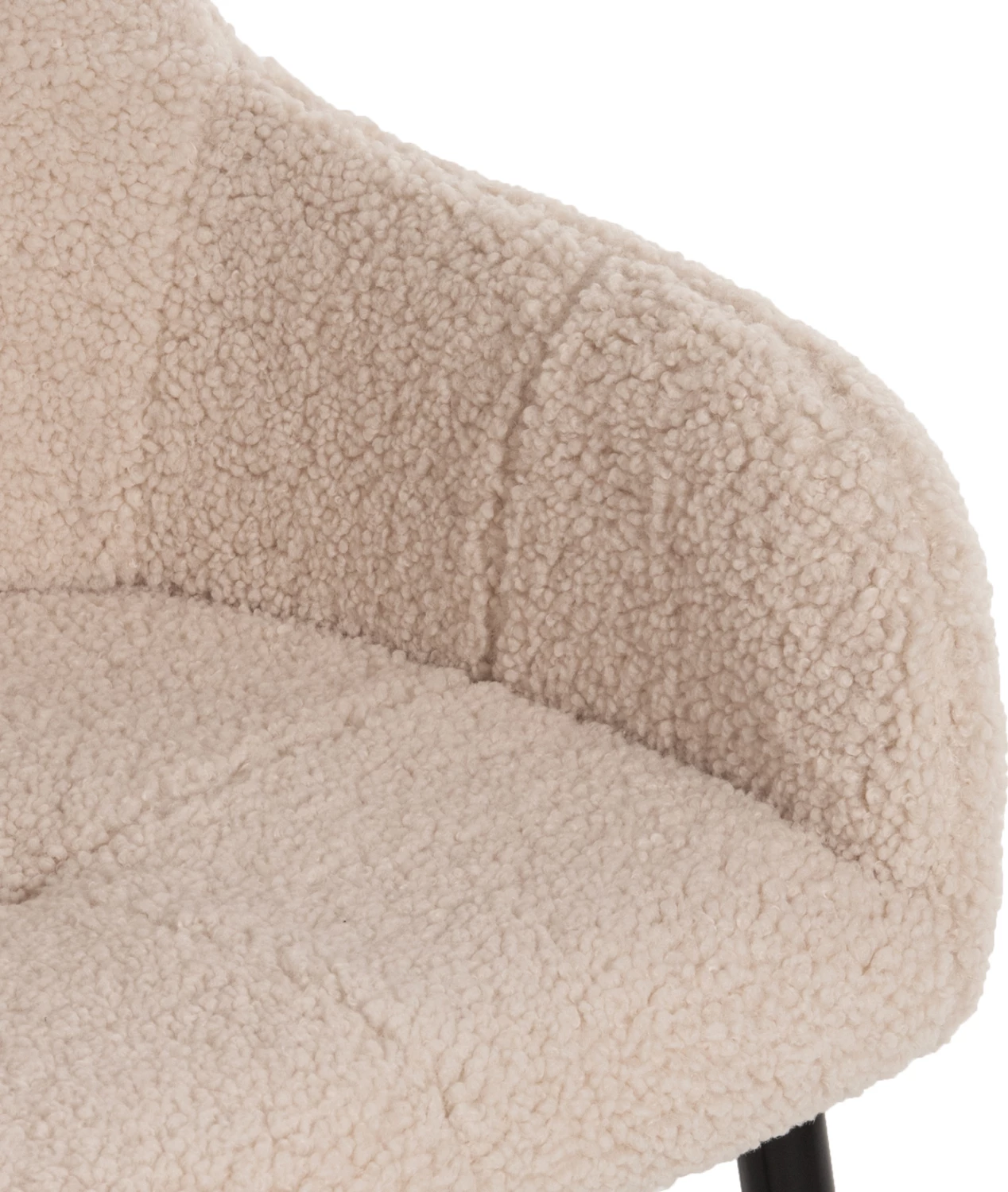 Karrige Shelly, pëlhurë Teddy, këmbë metali të zeza, 57x55x87H cm., set prej 2 copë