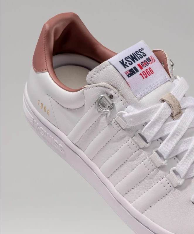 Atlete femra K-Swiss, të bardha