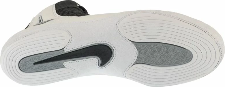 Atlete për meshkuj Nike, të bardha e të zeza