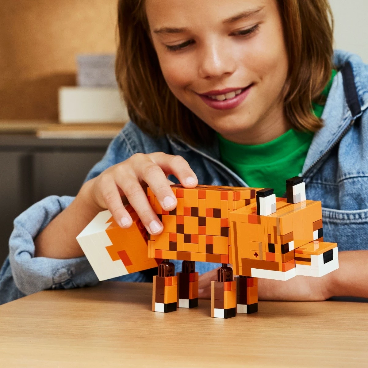 Set ndërtimi LEGO Minecraft 21588 The Fox, 497 pjesë