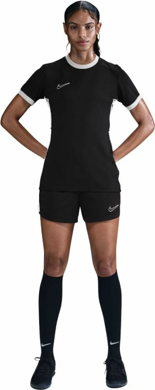 Maicë sportive Nike për femra, e zezë