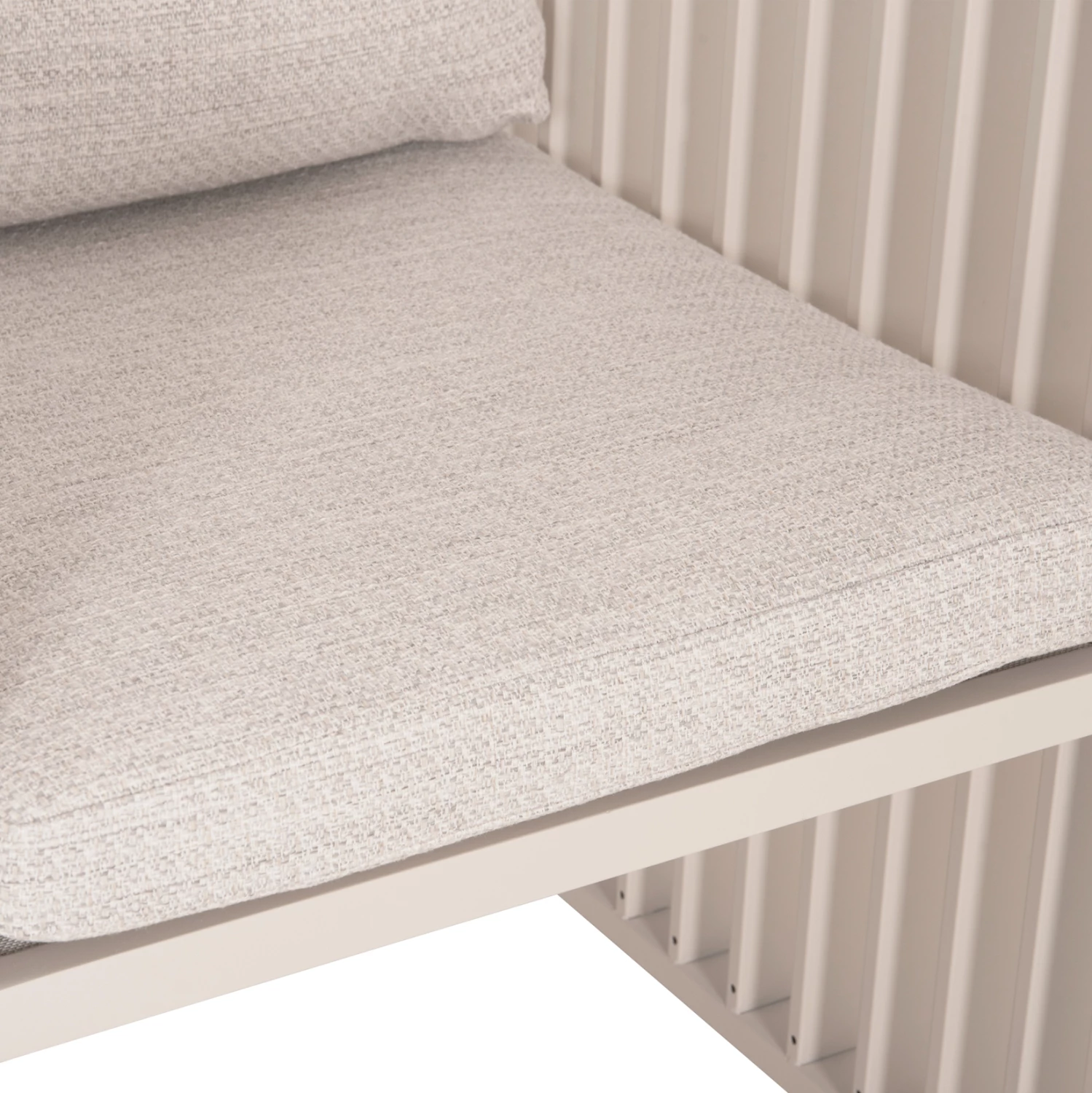 Karrige alumini për jashtë, seri ETERNITY, ngjyrë fildishi, jastëkë bezhë, 65x72x84cm