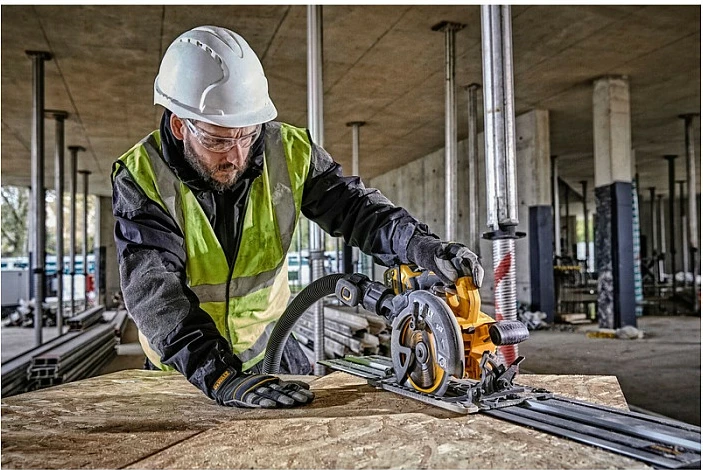 Sharrë rrethore DeWALT Flexvolt, 54V, brushless, 19cm, me dritë, verdhë