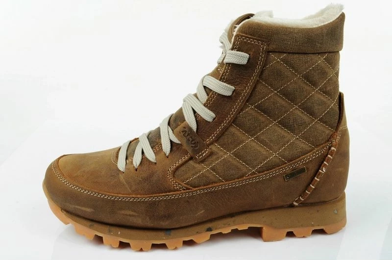 Atlete trekking për femra Aku, të zeza