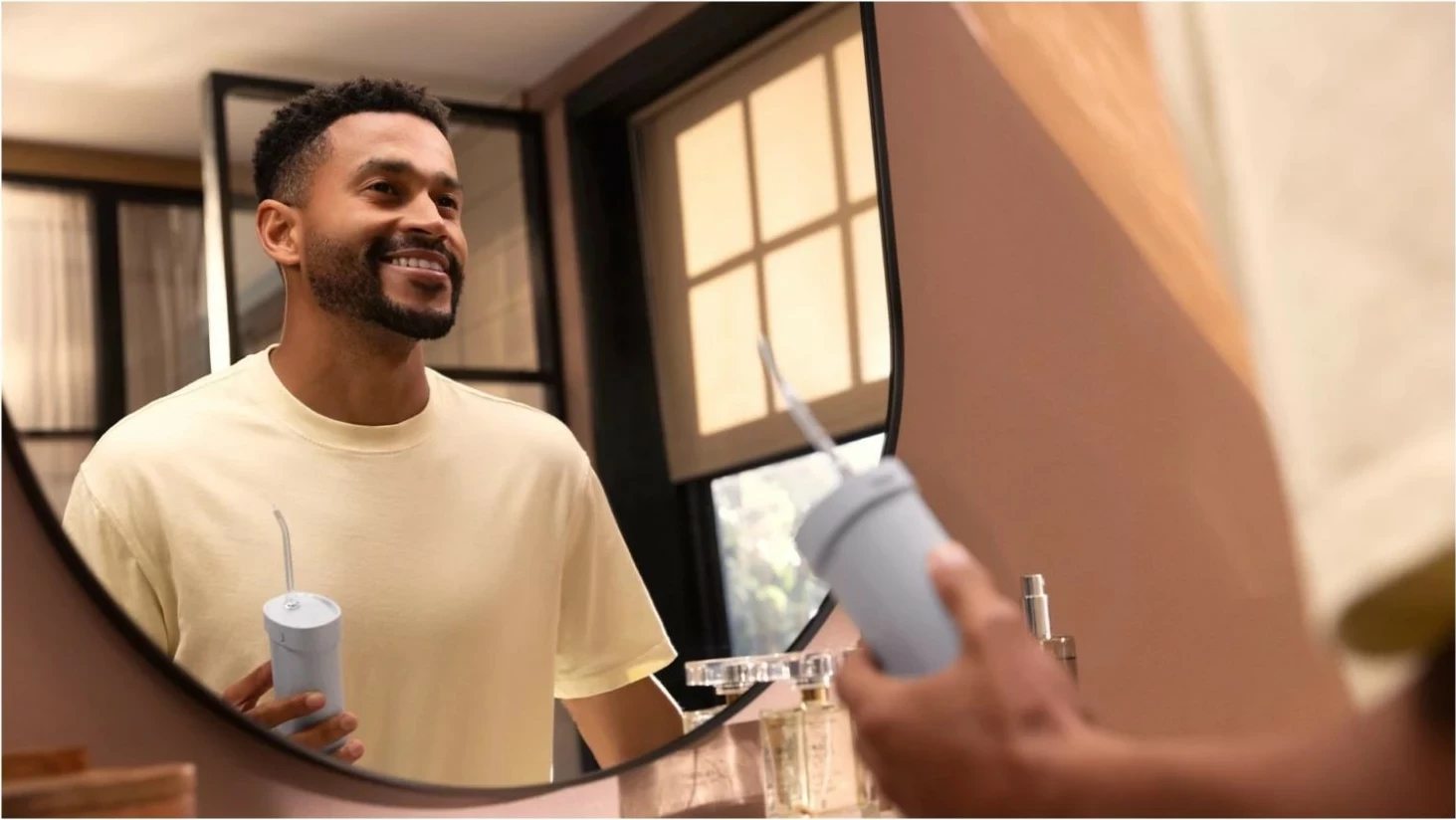 Irigator dhëmbësh Philips Sonicare Compact Flosser HX3333, 3 mënyra pastrimi, IPX7, aku, kaltër