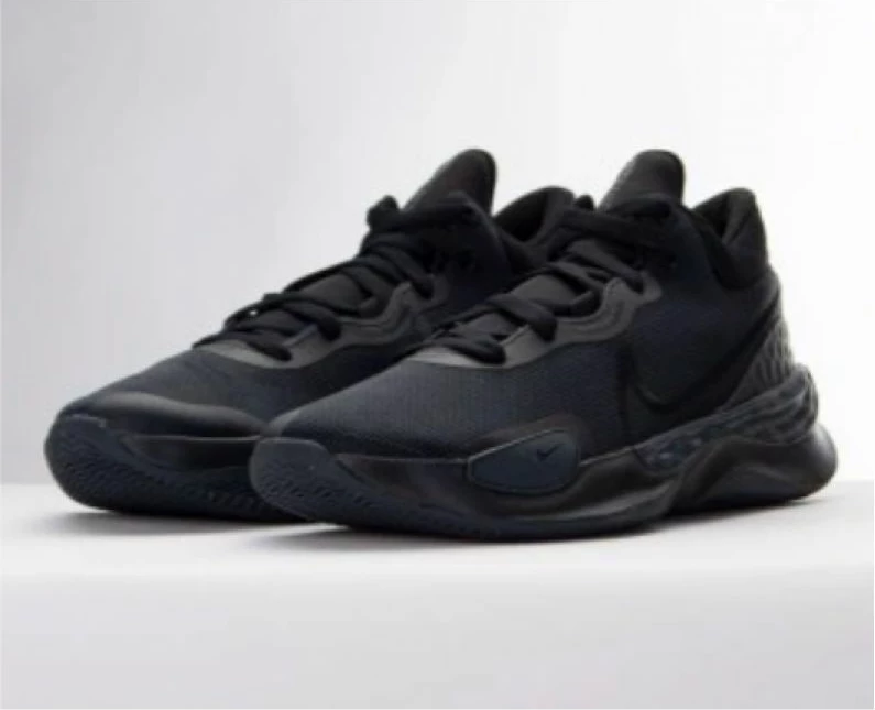 Atlete për meshkuj Nike, të zeza