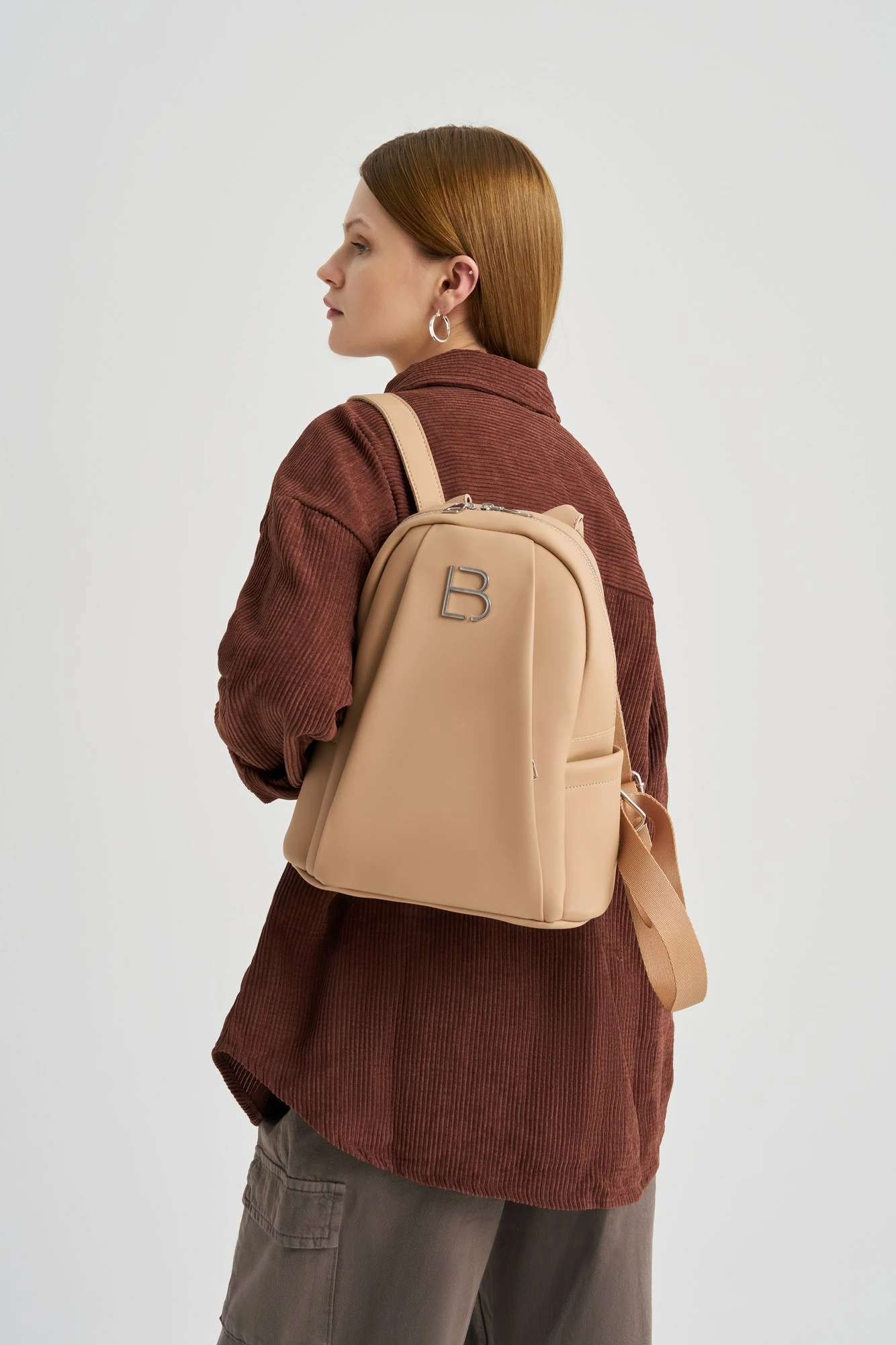 Çantë shpine Lucky Bees, ngjyrë deve, 365