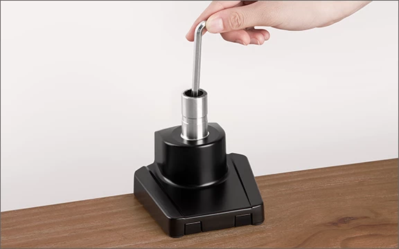 Mbajtës monitori ICYBOX IB-MS313-T për 1 ekran deri 32\" (8 kg), krah me gaz, VESA 75x75/100x100, i zi