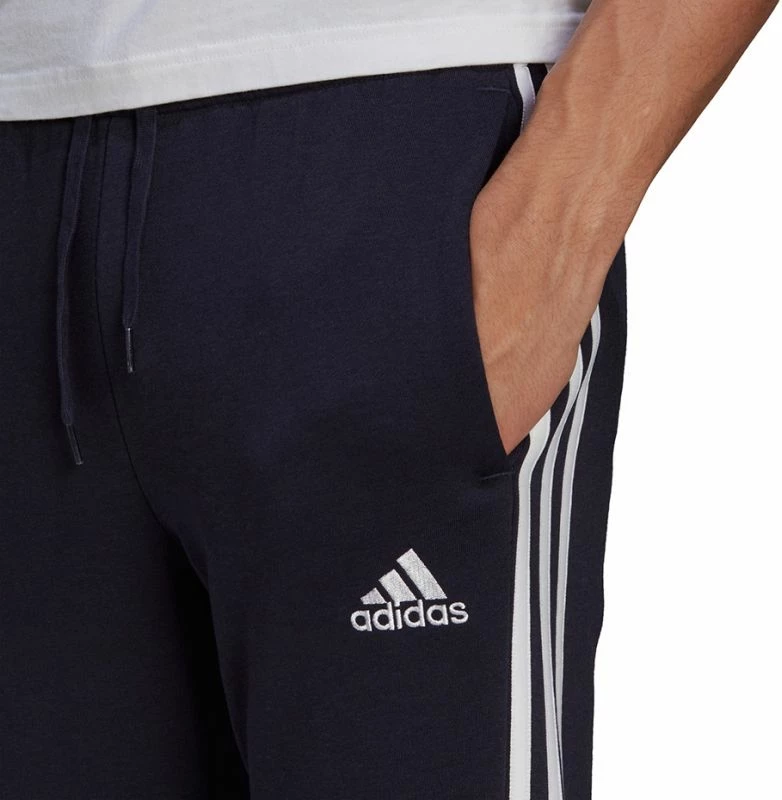 Pantallona sportive adidas për meshkuj, të zezë