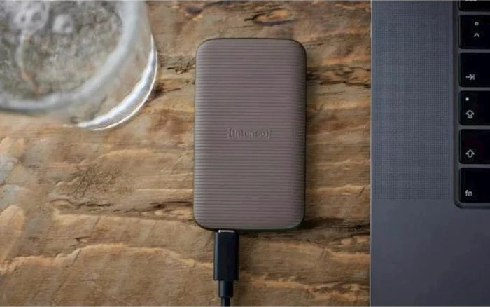 SSD ekstern Intenso TX500 1TB 1000MB/s USB 3.2, kafe