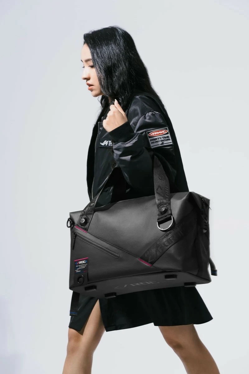 Çantë udhëtimi Asus ROG SLASH 90XB08Q0-BBA000 45x20x27 cm e zezë