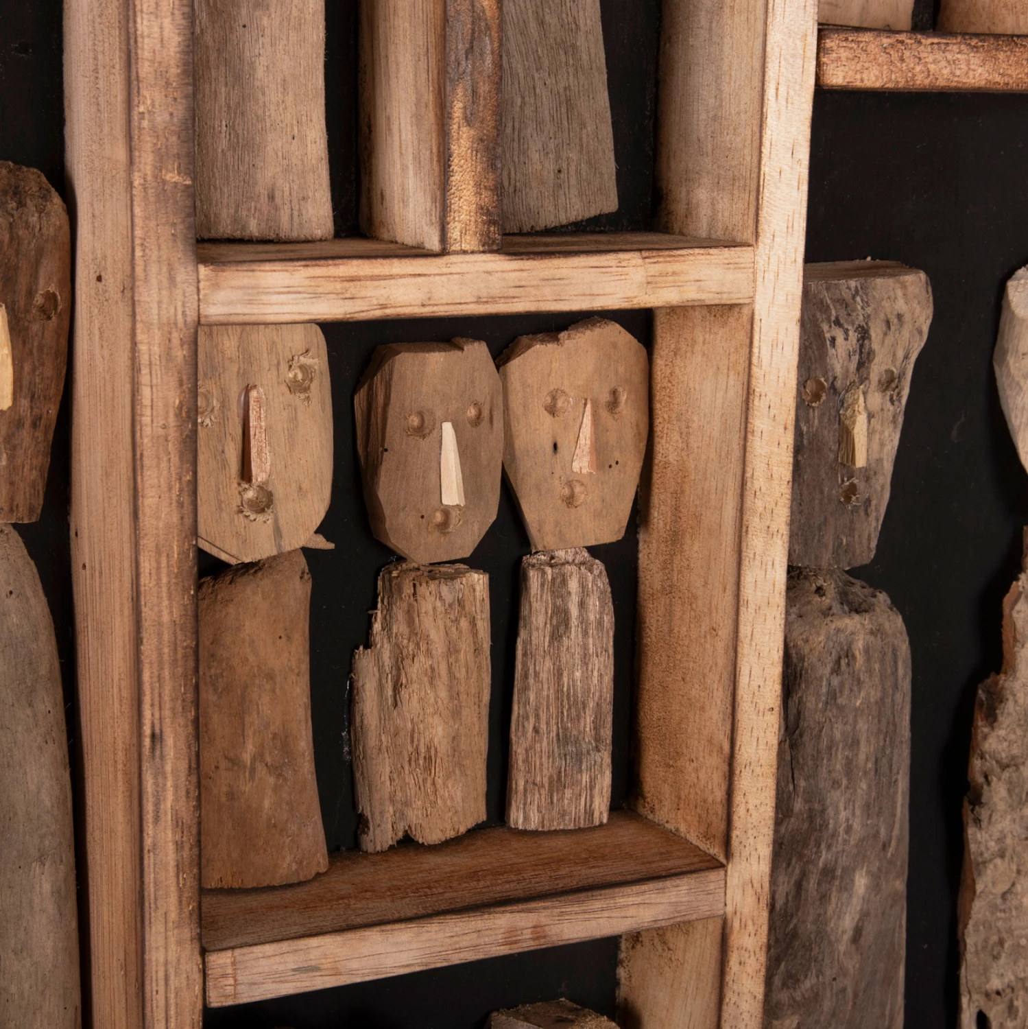 Dekor për mur MYST FH4275 kornizë me figura prej druri të lundruar 60x5x80 cm