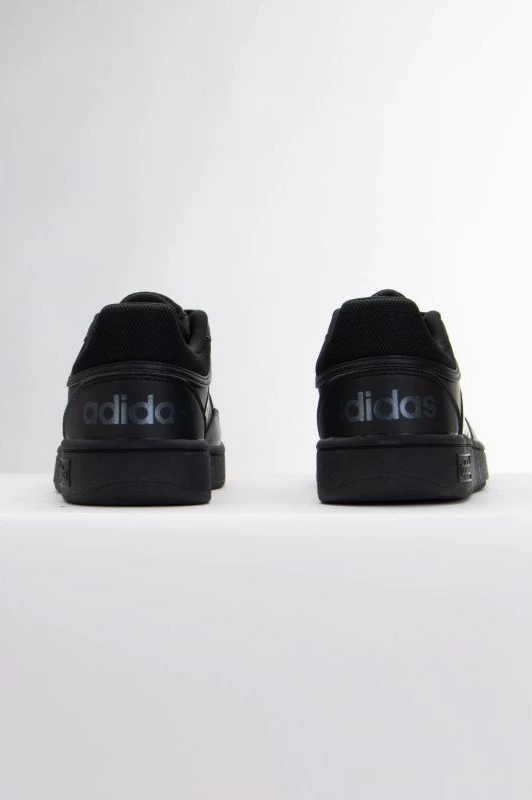 Atlete për femra adidas, të zeza