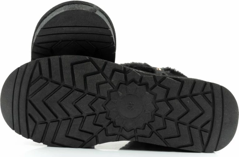 Çizme të shkurta O'Neill për femra, të zeza