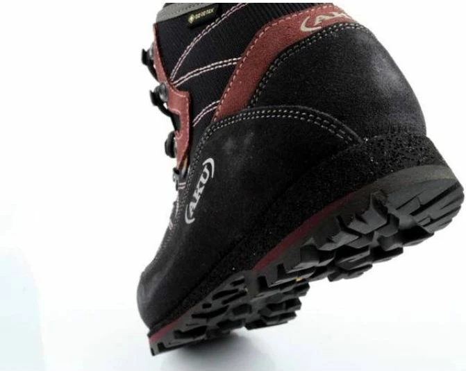 Atlete trekking Aku femra, të zeza