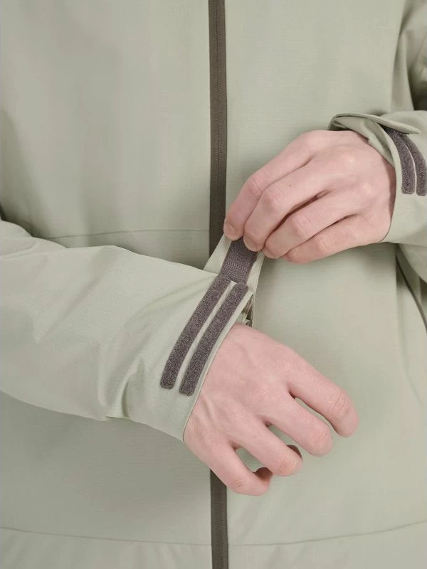 Jakne për meshkuj 4F, e zezë