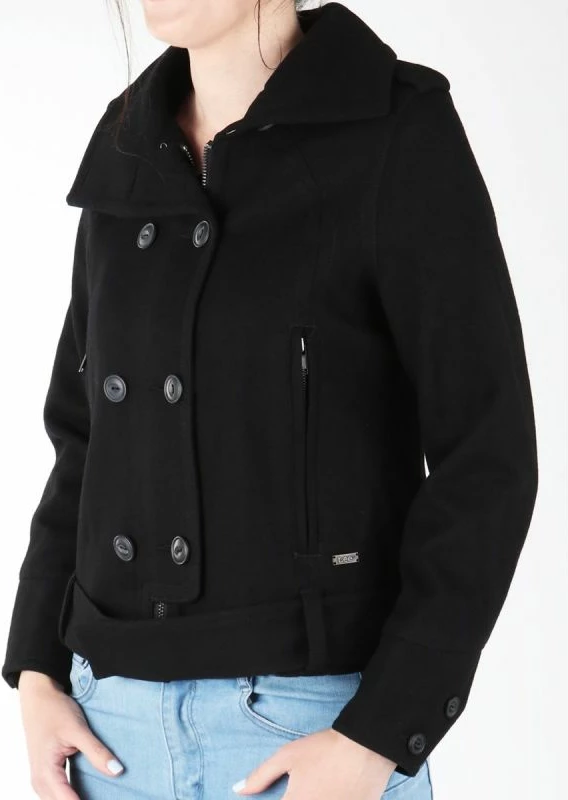 Jakne Lee për femra