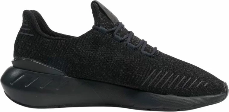 Atlete adidas për meshkuj dhe femra, të zeza