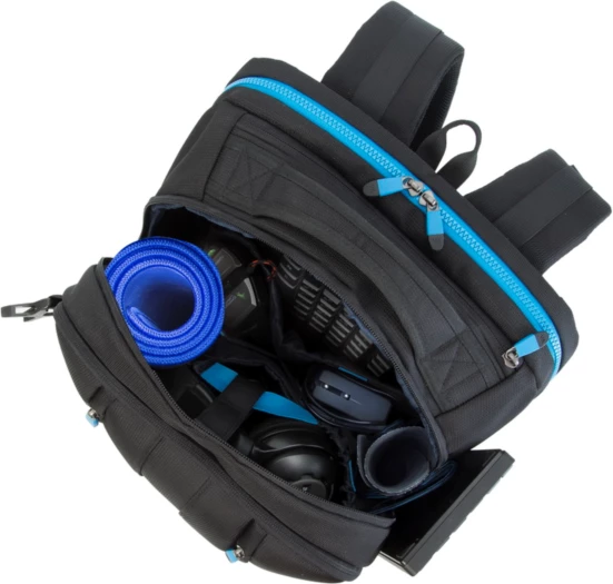 çantë shpine për laptop gaming RIVACASE 7860 17.3\" 30L me portë USB, e zezë