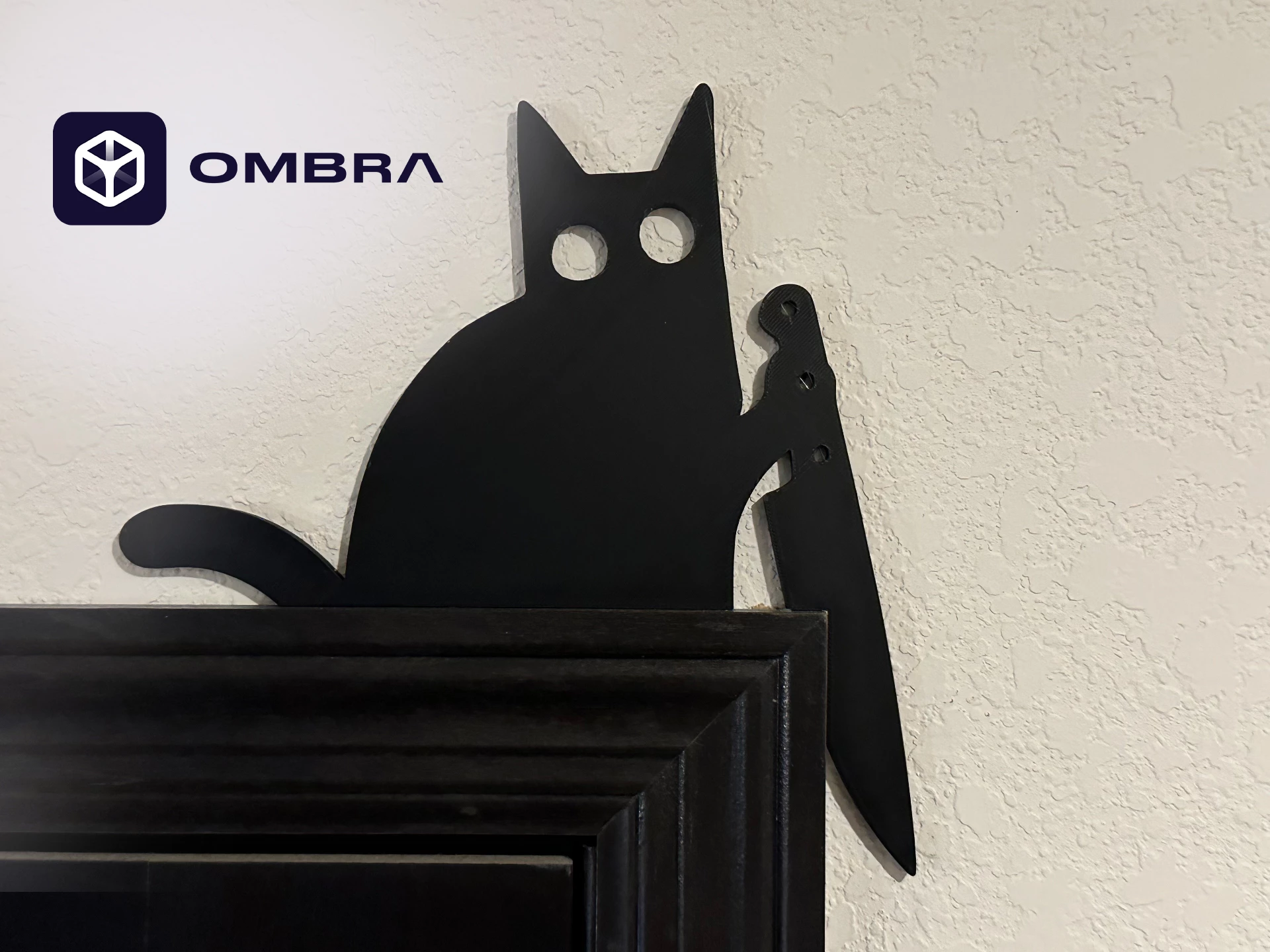 Dekor Mace me Thikë, e zezë