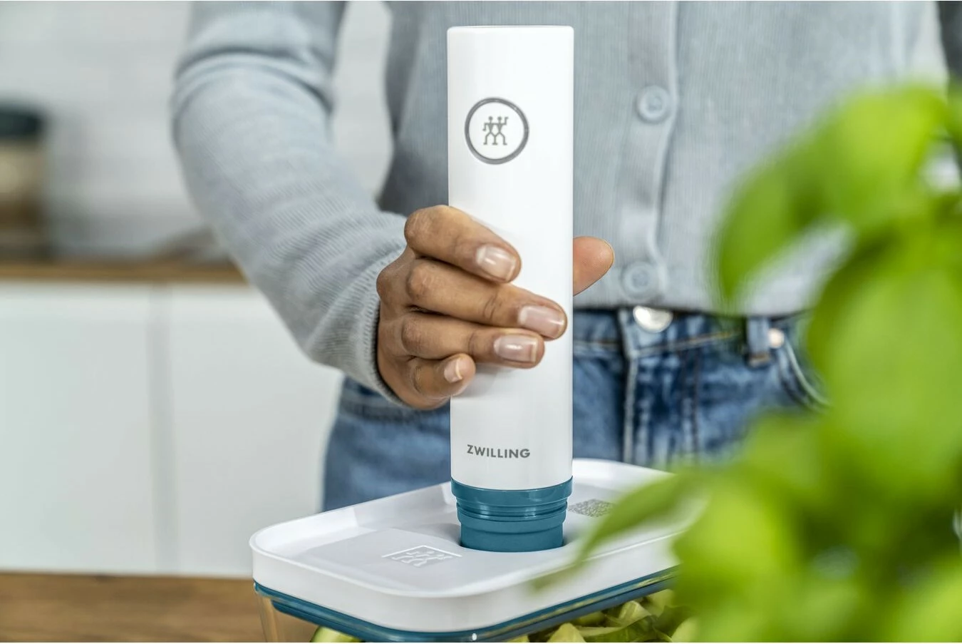 Vakumues ushqimi Zwilling 36815-019-0, me funksion vakum, ngjyrë blu