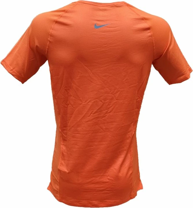 Maicë Nike për meshkuj