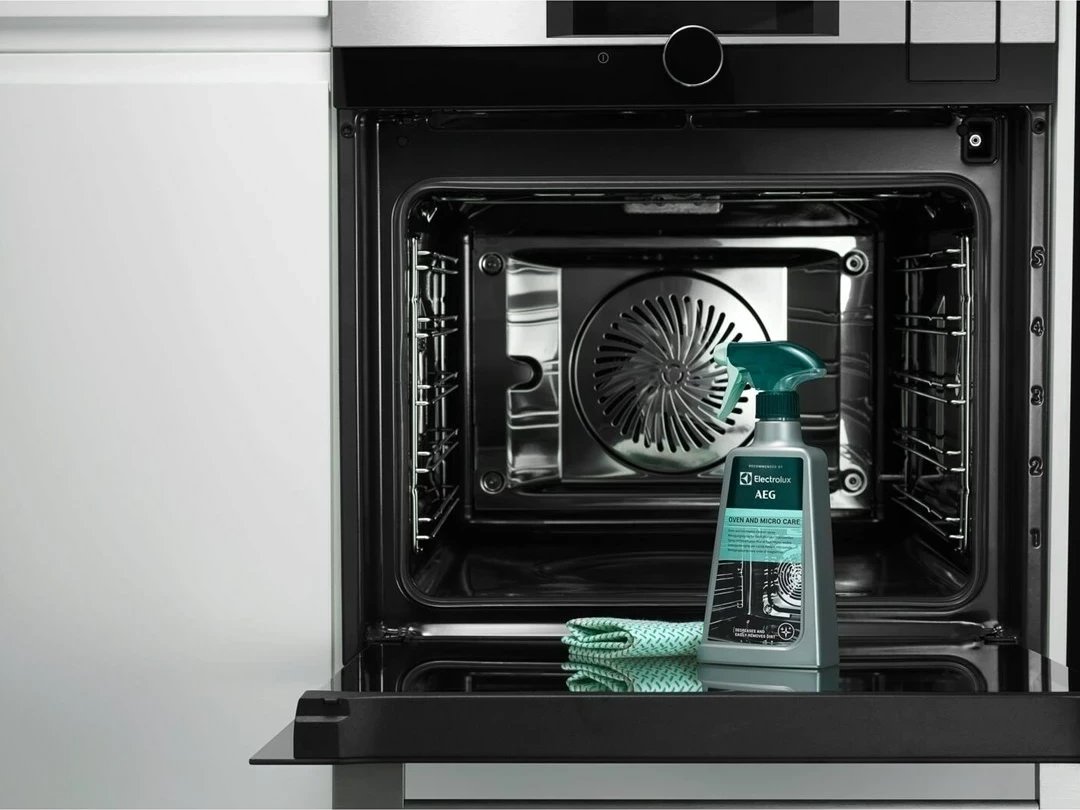 Sprej pastrimi për furrë/pianurë Electrolux M3OCS301, 500 ml, Gri