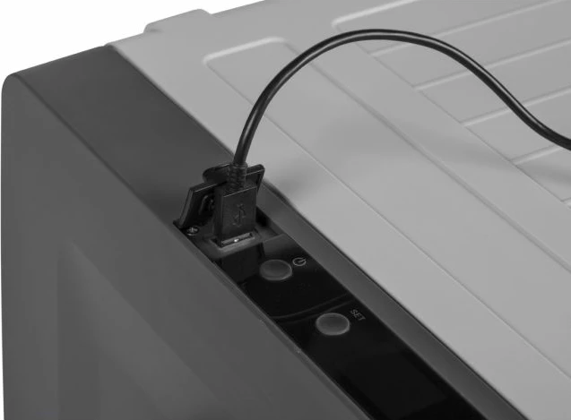 Frigorifer portativ me kompresor BRUNNER Polarys Criomaster HPI 73 73L Dual Zone 12/24V DC & 230V AC gri