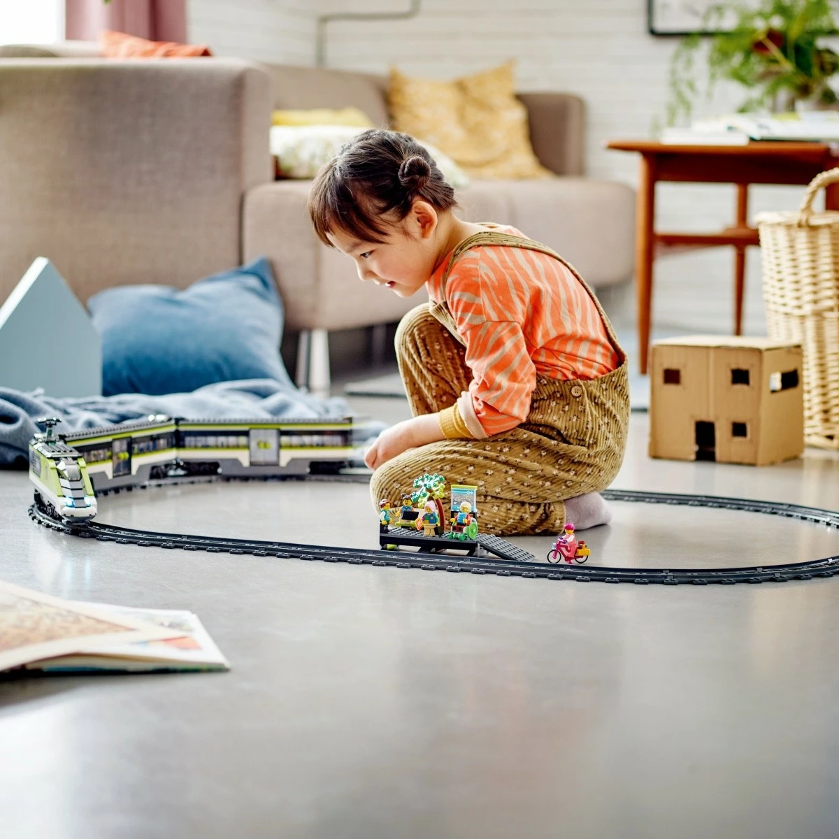 Set ndërtimi LEGO City Express Passenger Train 60337, 764 pjesë, me telekomandë, për fëmijë, shumëngjyrësh