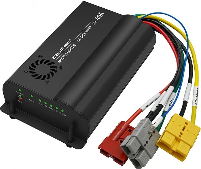 Karikues automatik DC-DC Qoltec 51921, 12V, 40A, me MPPT, për bateri LiFePO4 AGM GEL STD, Zi