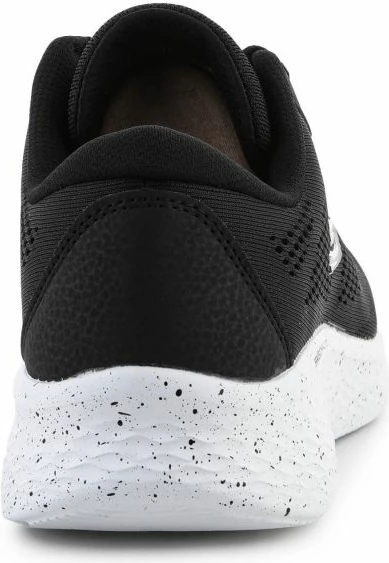 Atlete Skechers për femra, të zeza