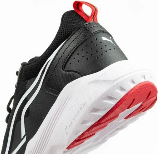 Atlete Puma për meshkuj, të zeza