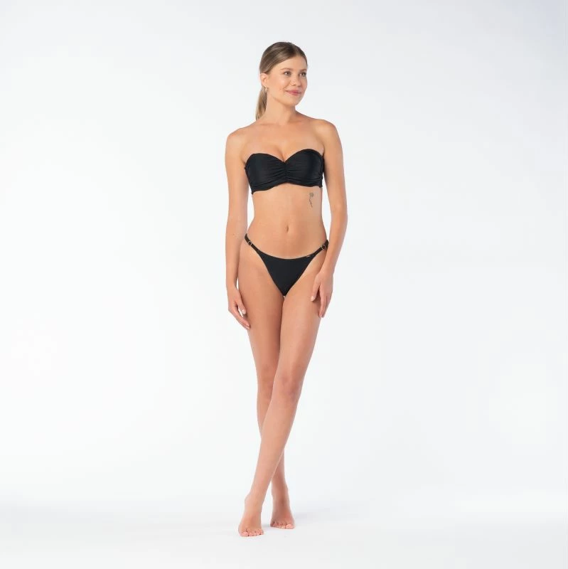 Maicë noti për femra Fitanu