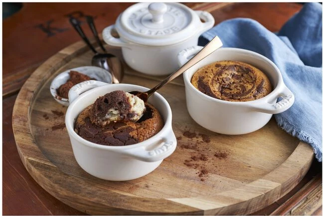 Mini Cocotte STAUB, 10 cm, e rrumbullakët, e bardhë fildishi, qeramike